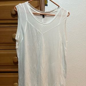 Banana Republic sweet tank top with stitching size L